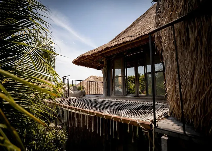 Hotel Radhoo (adults Only)
